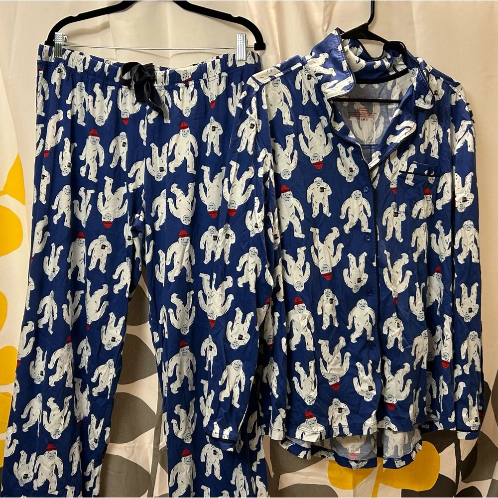 Hanna Andersson Christmas Pajamas - Picture 2 of 6